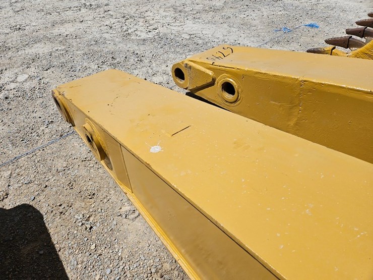 caterpillar-15-image-15