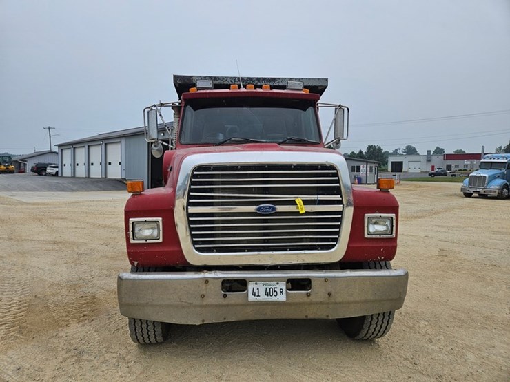 1995-ford-l8000-image-8