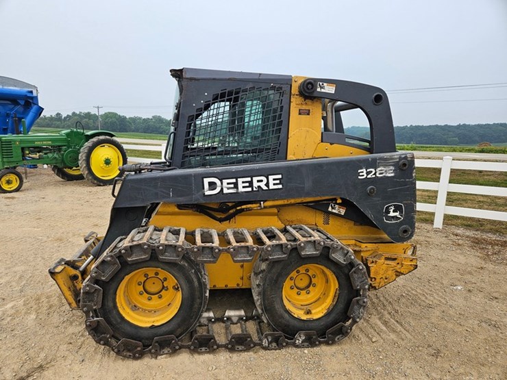 deere-328e-image-2