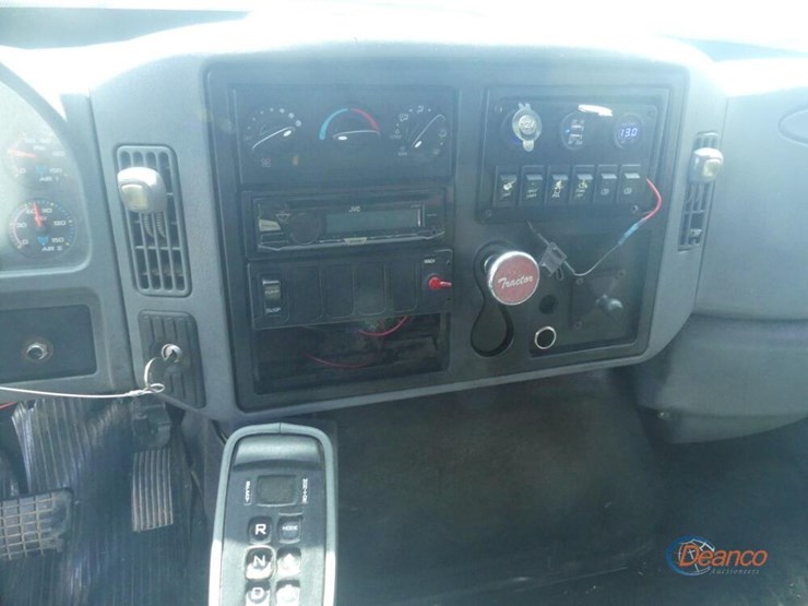 2007-international-durastar-4300-image-14