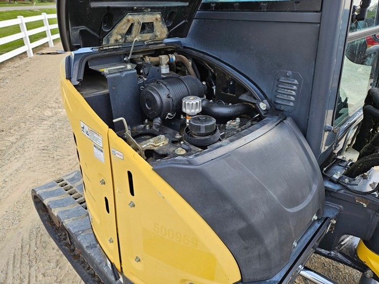 yanmar-vio45-image-22
