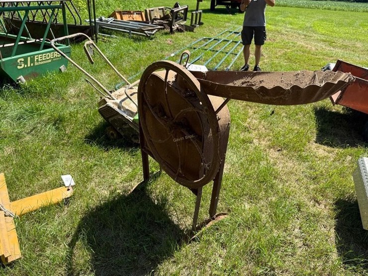 corn-sheller-image-4