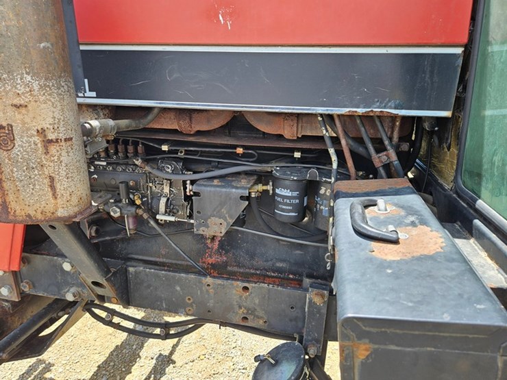 1984-case-ih-2294-image-11