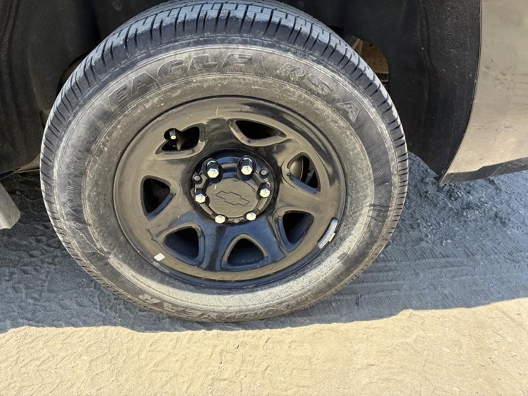 2019-chevrolet-tahoe-image-5