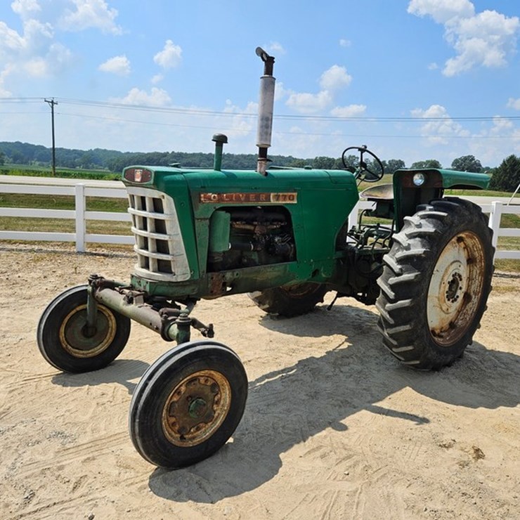 OLIVER 770