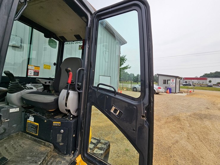 deere-50g-image-37