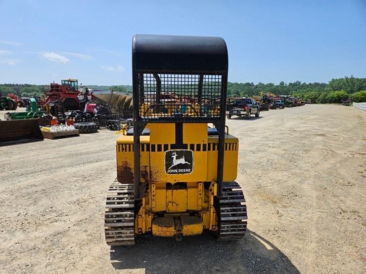 deere-350b-image-4