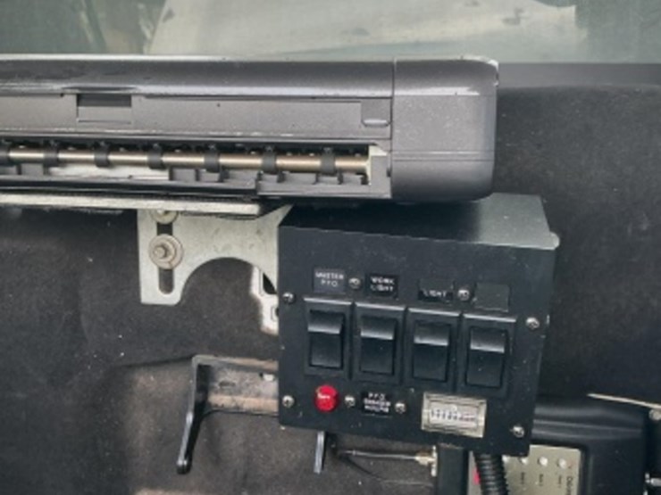 2016-ford-f550-image-27