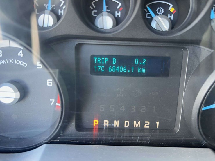 2016-ford-f250-xl-image-27