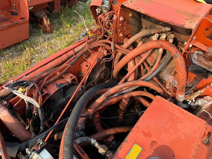 ditch-witch-350sx-image-13