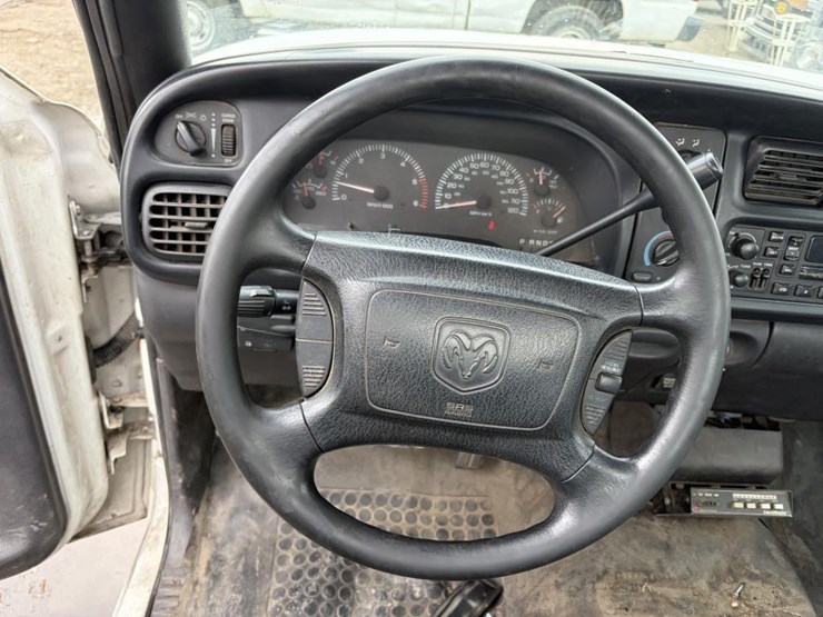 2002-dodge-ram-2500-image-13