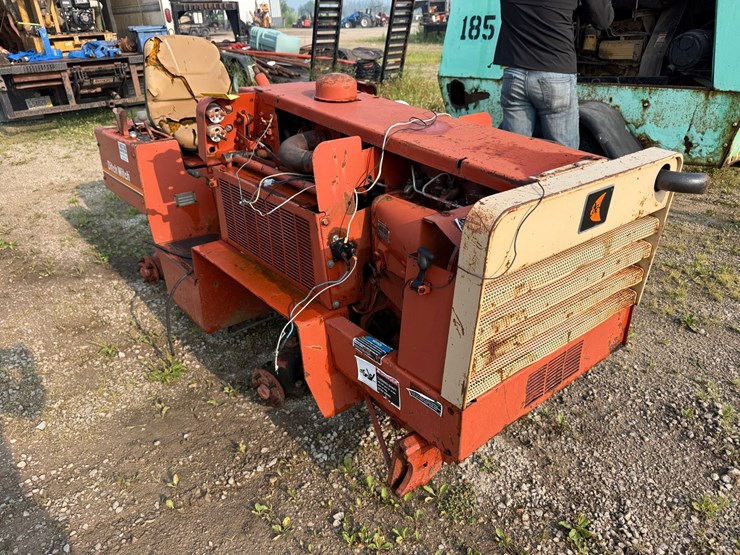 ditch-witch-350sx-image-7