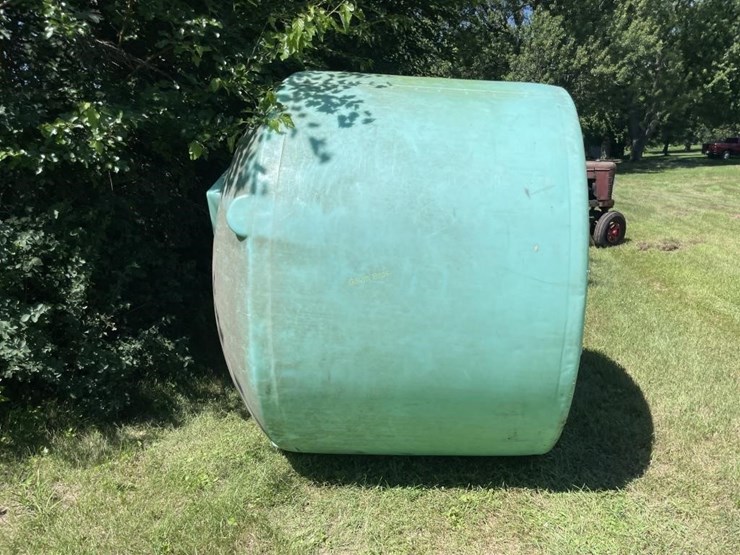 poly-tank-w/valve-image-3