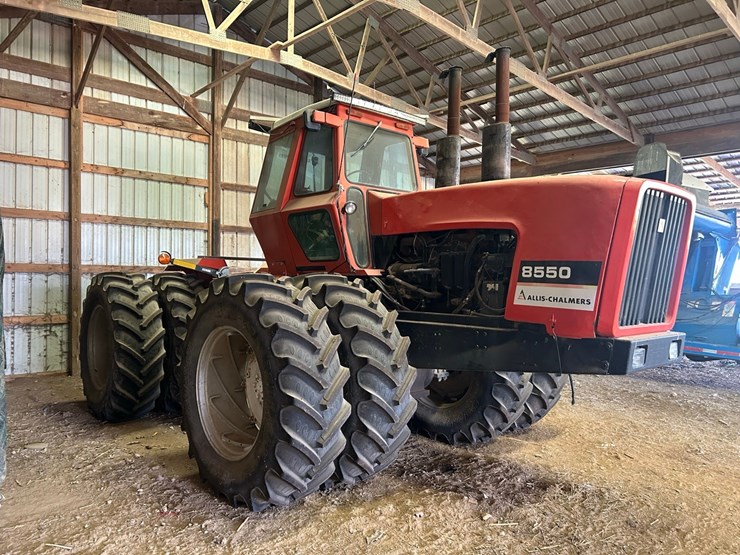1978-allis-chalmers-8550-4x4-tractor-image-3