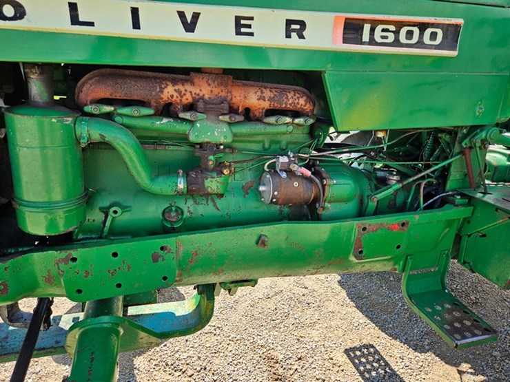 oliver-1600-image-12