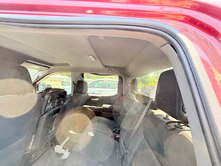 2020-chevrolet-silverado-1500-image-26