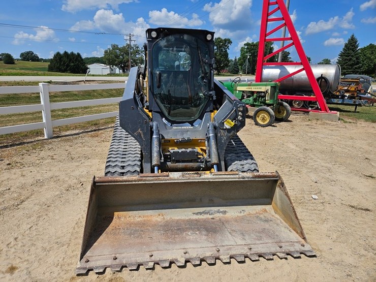deere-331g-image-8