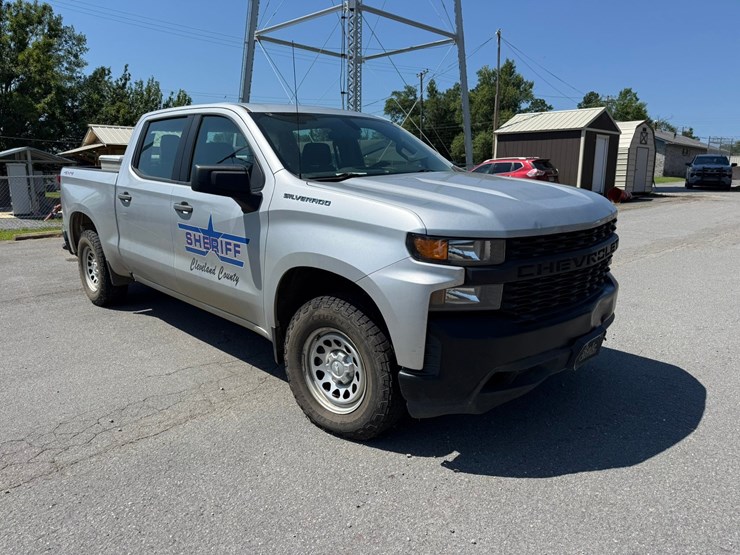2021-chevrolet-silverado-1500-image-2