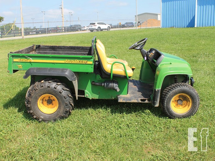 john-deere-gator-image-2