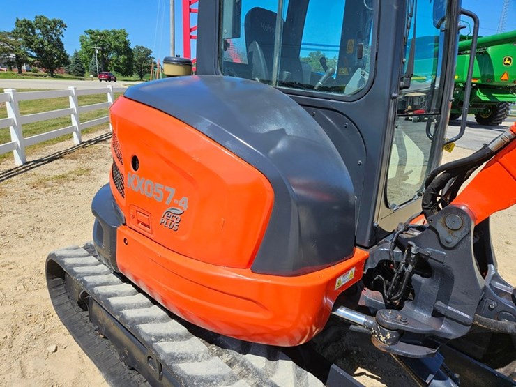 kubota-kx057-4-image-32