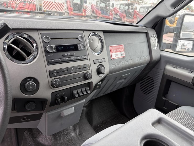 2012-ford-f250-image-17
