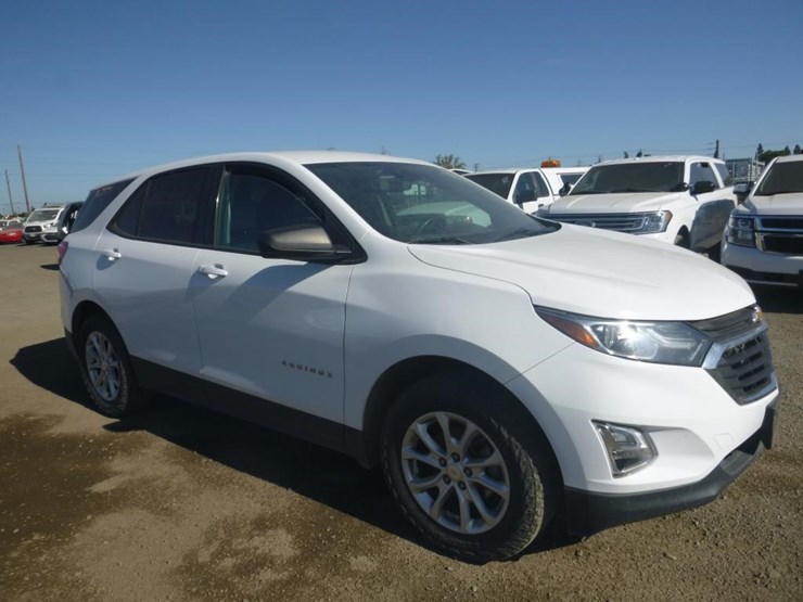 2018-chevrolet-equinox-image-2
