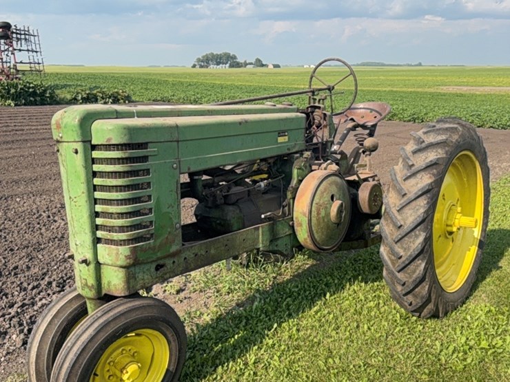 john-deere-model-a-image-3