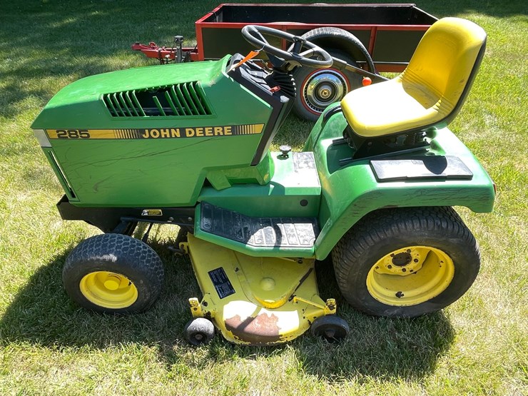 #2177-•-john-deere-garden-tractor-image-8