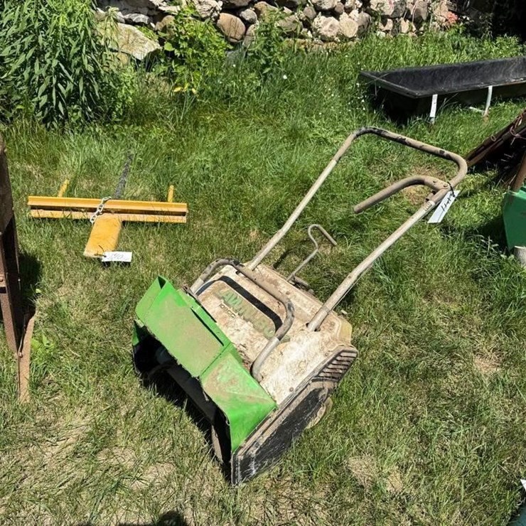 Lawn-boy 109cc Snowblower