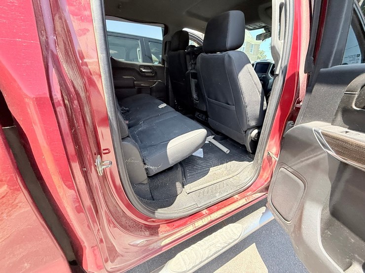 2020-chevrolet-silverado-1500-image-33
