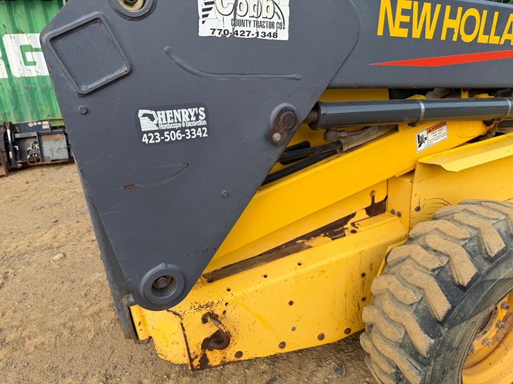 #4069-•-new-holland-ls180-wheeled-skid-steer-image-31
