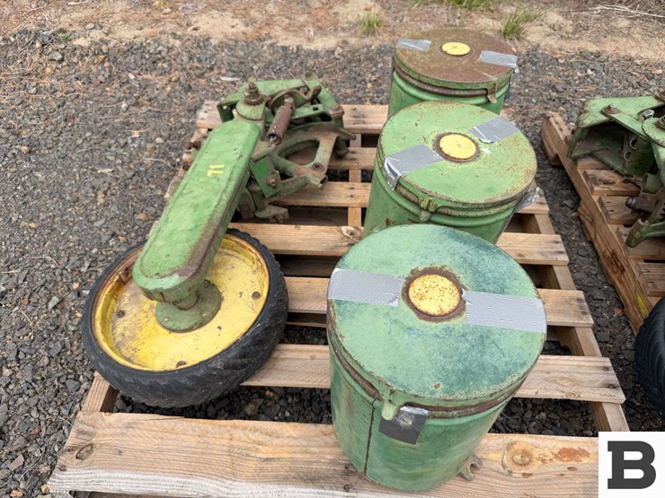 john-deere-71-image-12