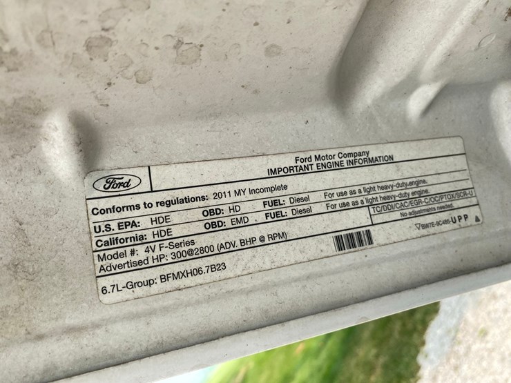 2011-ford-f550-image-63