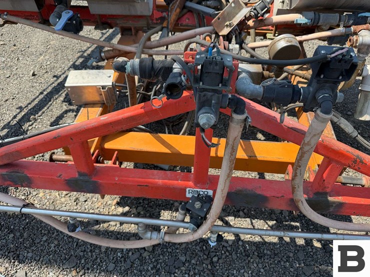 rears-3pt-boom-sprayer-image-8