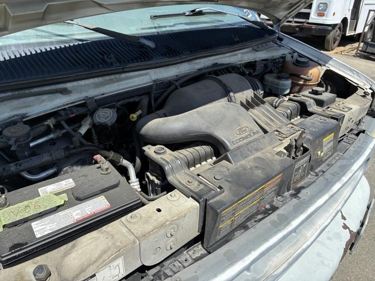 2001-ford-e350-image-10