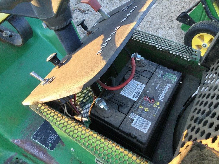 john-deere-116-image-3