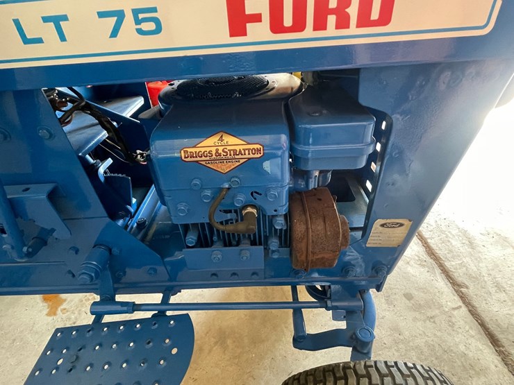 ford-tractor-image-16