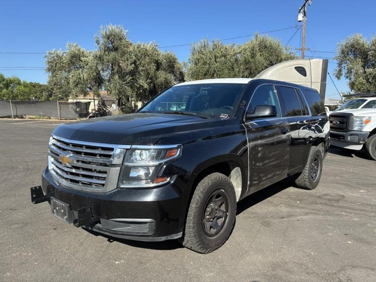 2020-chevrolet-tahoe-image-1
