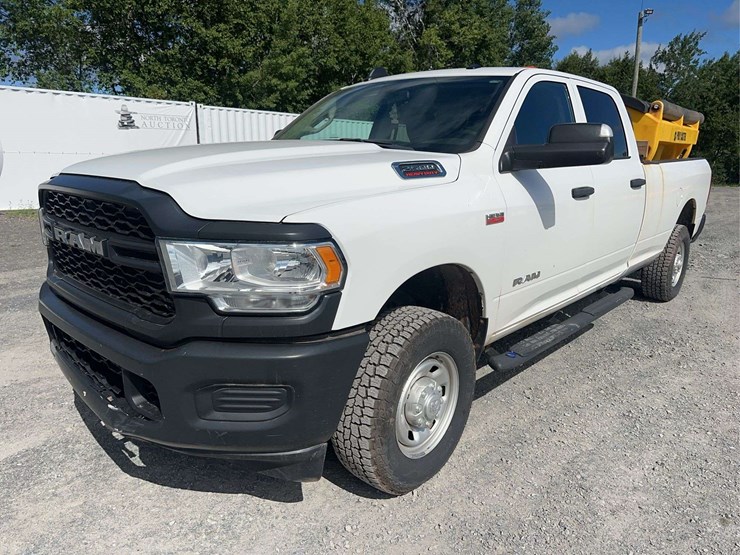 dodge-2500-image-1