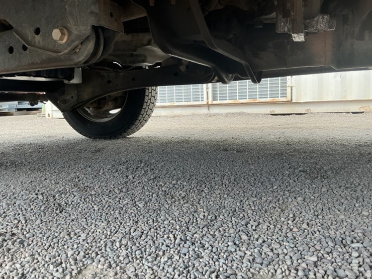 2016-ford-f550-image-30