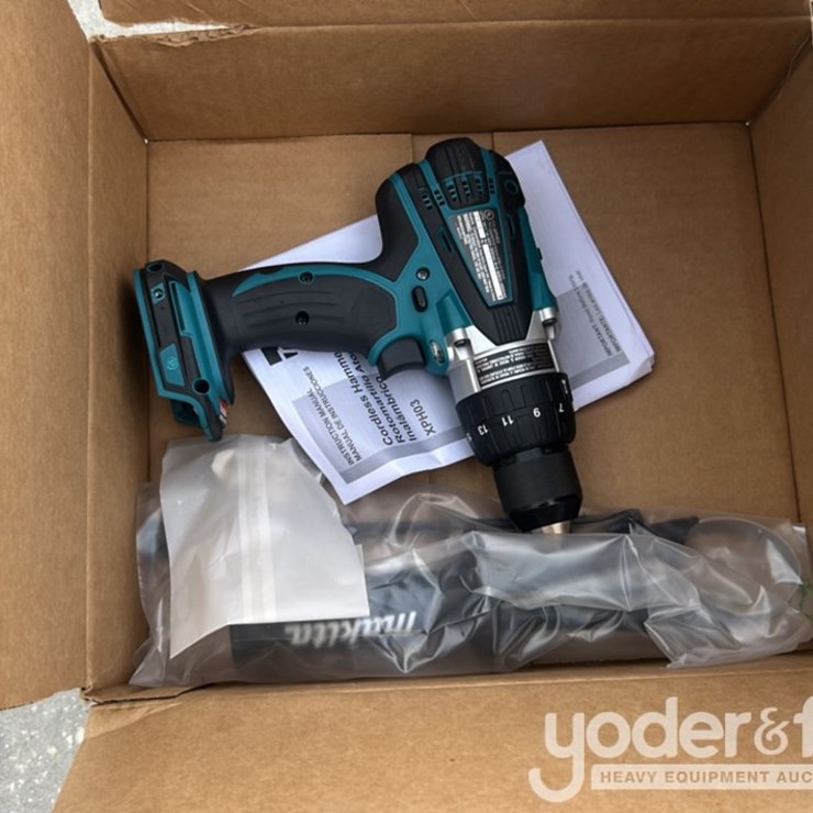 Makita XPH03Z