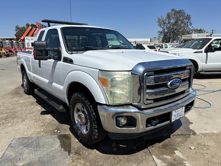2011-ford-f250-image-2