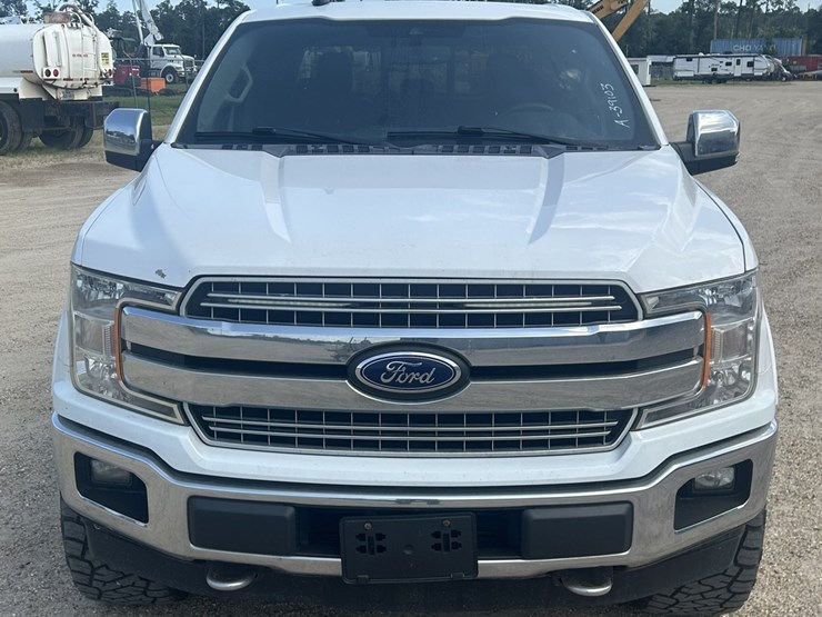 2019-ford-f150-image-8
