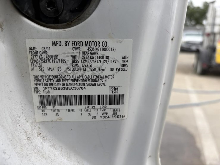 2011-ford-f250-image-18