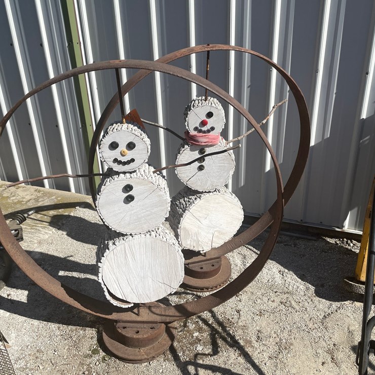 #2130 • (2) Snowman Yard Art