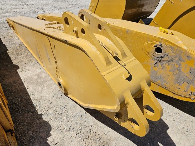 caterpillar-15-image-1