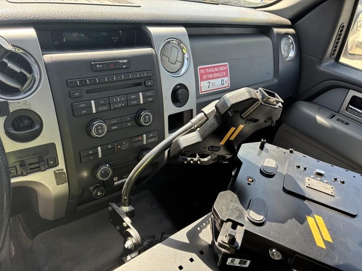 2011-ford-f150-image-18
