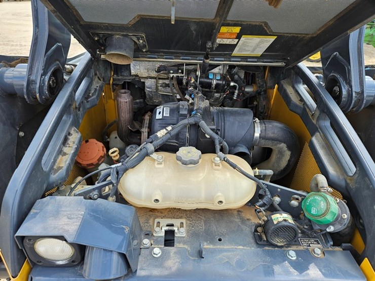 deere-325g-image-14
