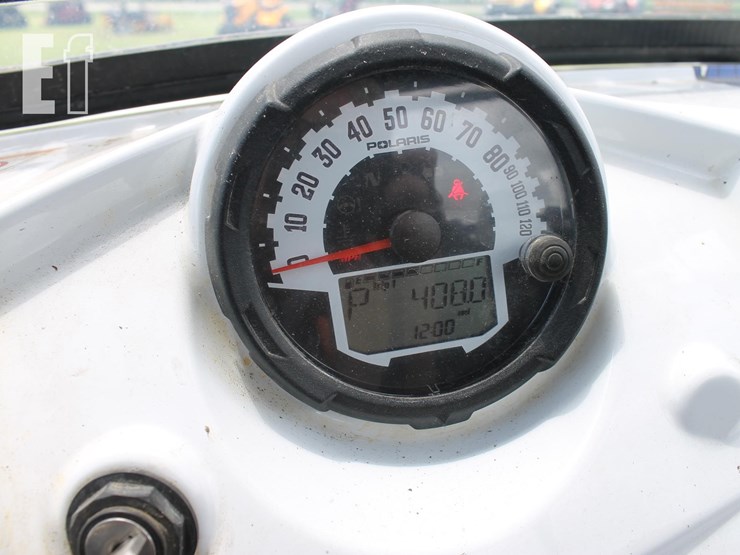 2013-polaris-900-side-by-side-9710-image-10