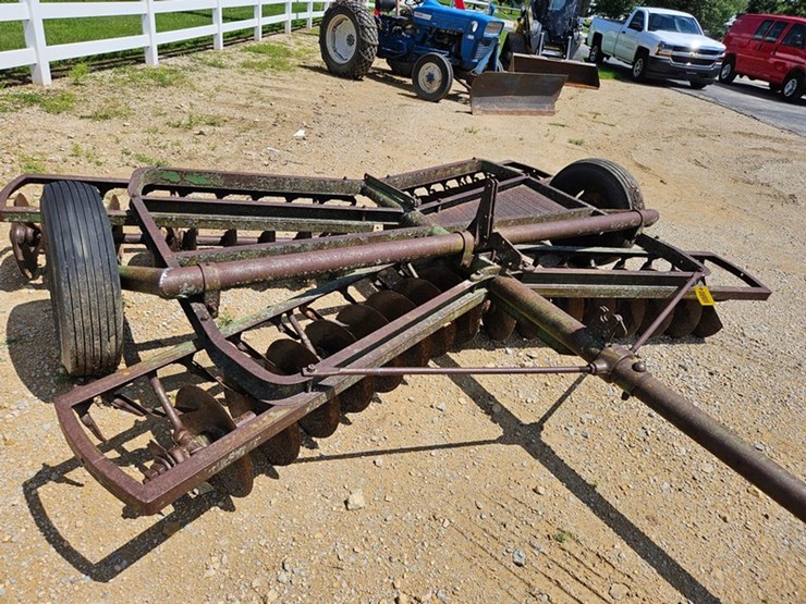 john-deere-10-image-11